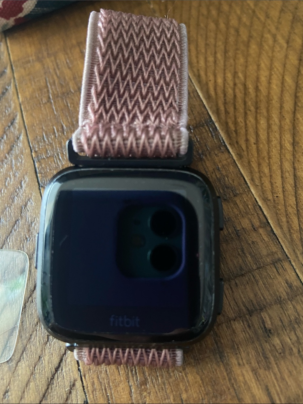 Assorted Smartwatch Fitbit Versa Oitom with Chargers and Accessories Lot Works